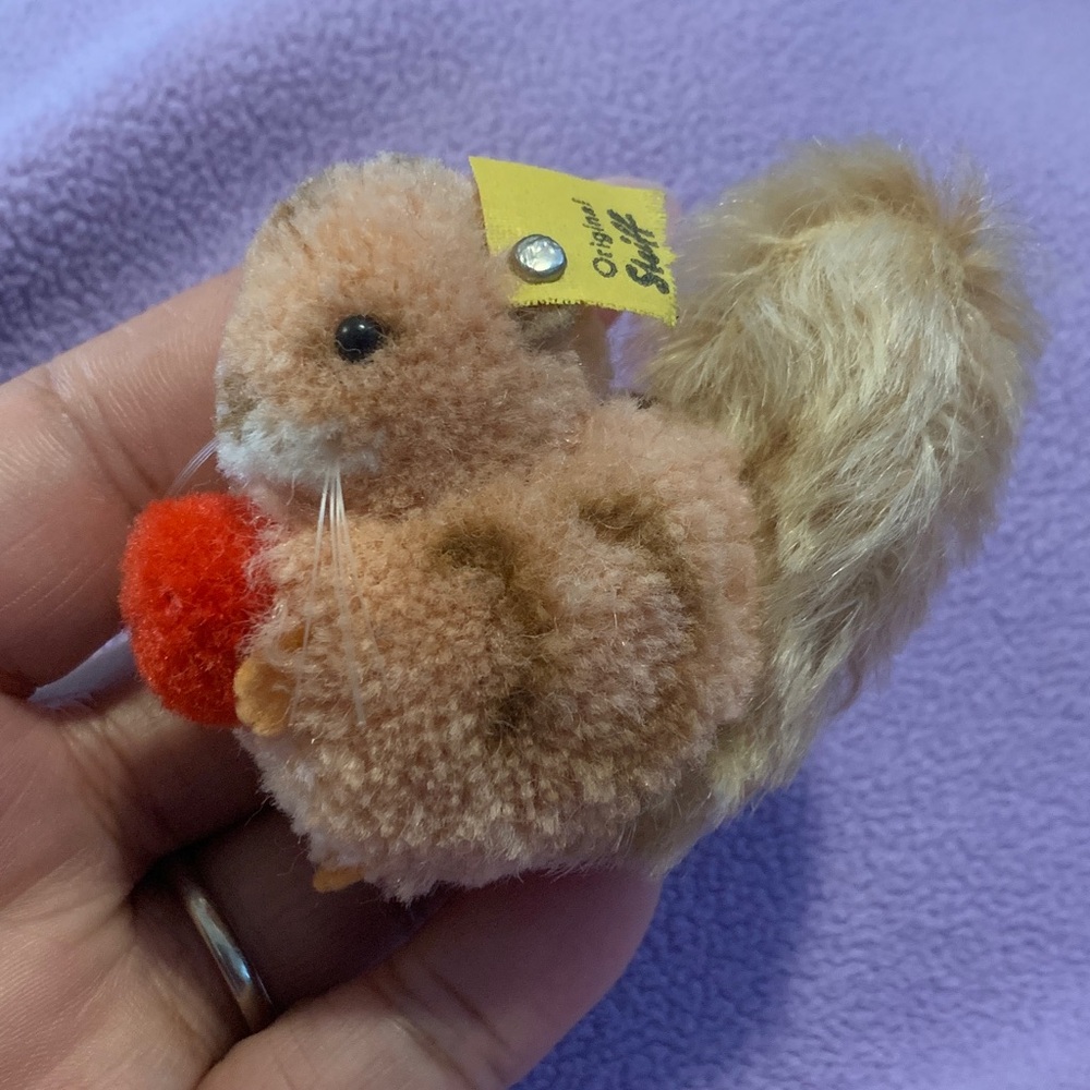 Vintage Steiff Woolen Squirrel 🐿️